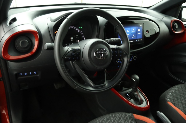 Toyota Aygo X - 1.0 VVT-i S-CVT Pulse 58
