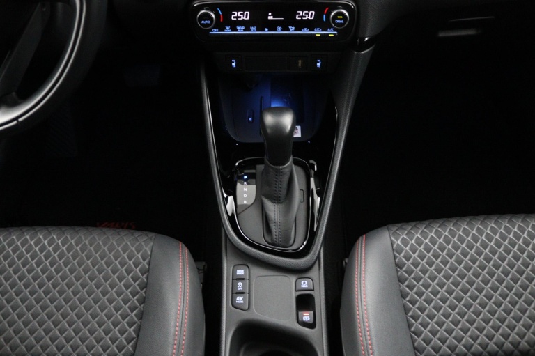 Toyota Yaris - 1.5 Hybrid Executive Sport 26