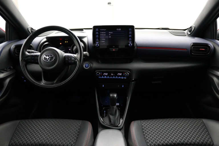 Toyota Yaris - 1.5 Hybrid Executive Sport 4