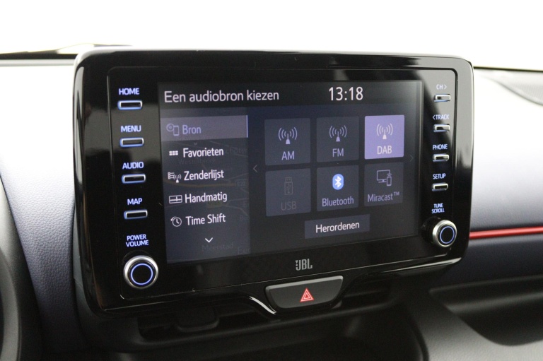 Toyota Yaris - 1.5 Hybrid Executive Sport 8