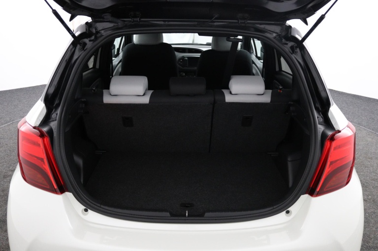 Toyota Yaris - 1.5 Hybrid Dynamic 24