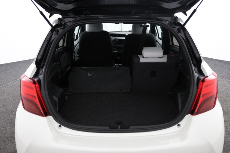 Toyota Yaris - 1.5 Hybrid Dynamic 25