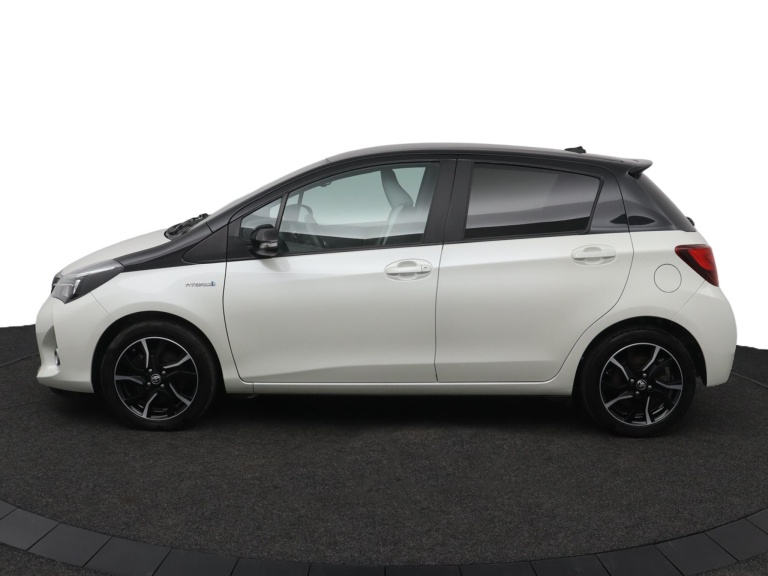 Toyota Yaris - 1.5 Hybrid Dynamic 3