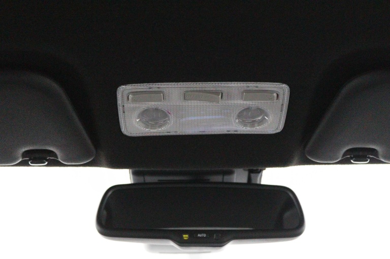 Toyota Yaris - 1.5 Hybrid Dynamic 32