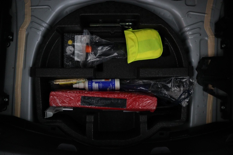 Toyota Yaris - 1.5 Hybrid Dynamic 33