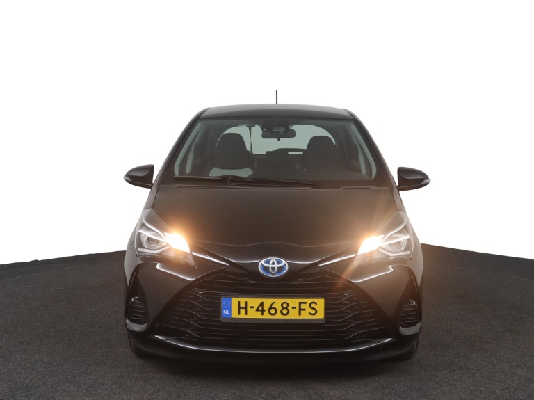 Toyota Yaris - 1.5 Hybrid Dynamic 16