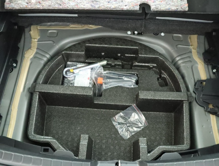 Toyota Yaris - 1.5 Hybrid Dynamic 33