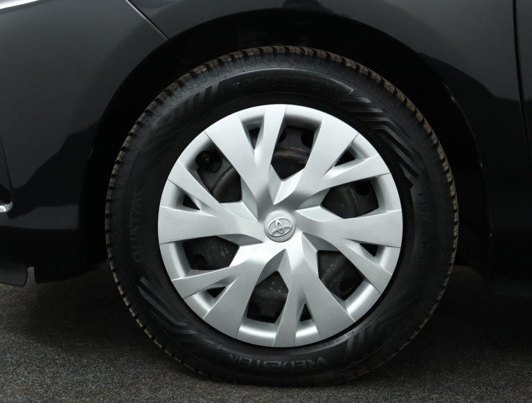Toyota Yaris - 1.5 Hybrid Dynamic 38