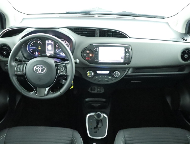 Toyota Yaris - 1.5 Hybrid Dynamic 4