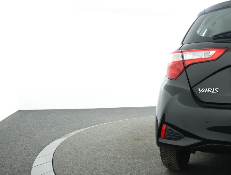 Toyota Yaris - 1.5 Hybrid Dynamic 40