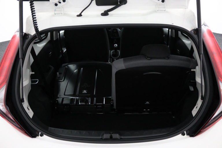 Toyota Aygo - 1.0 VVT-i x-play 24