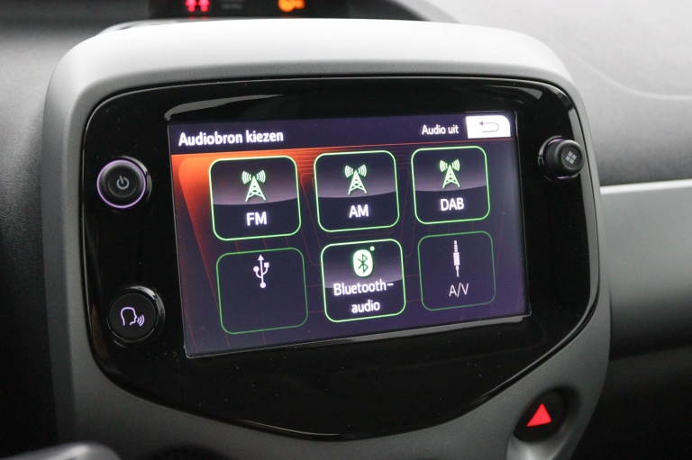 Toyota Aygo - 1.0 VVT-i x-play 39