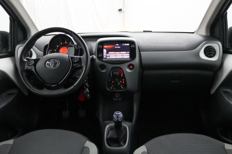 Toyota Aygo - 1.0 VVT-i x-play 4