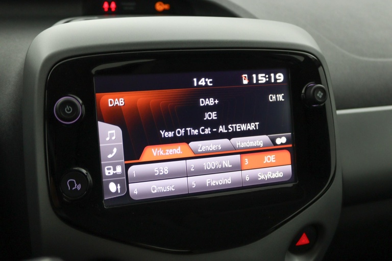 Toyota Aygo - 1.0 VVT-i x-play 40