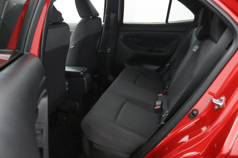 Toyota Yaris Cross - 1.5 Hybrid Dynamic 12
