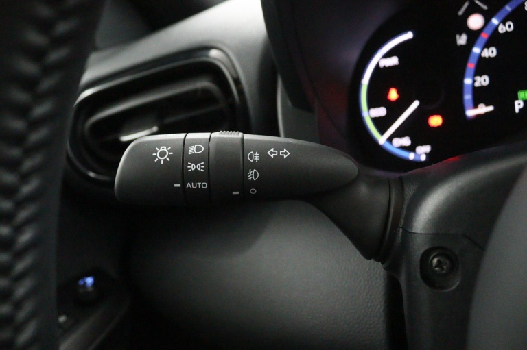 Toyota Yaris Cross - 1.5 Hybrid Dynamic 23