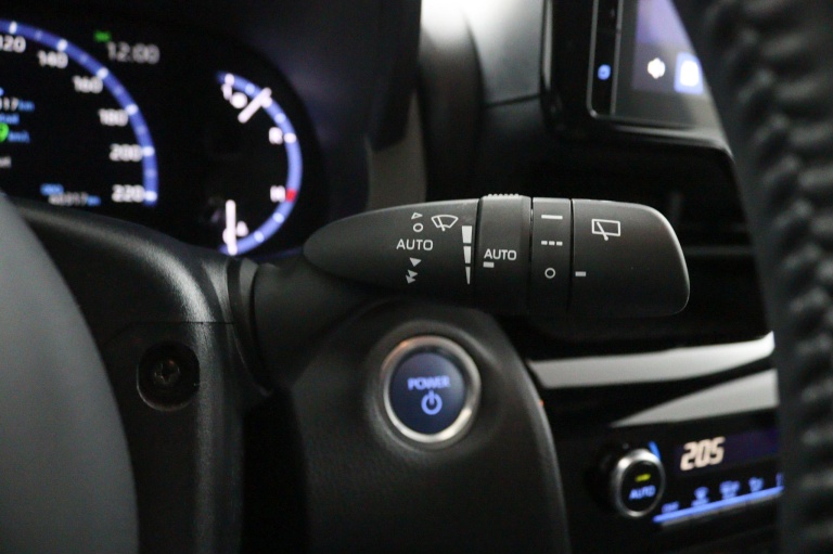 Toyota Yaris Cross - 1.5 Hybrid Dynamic 25