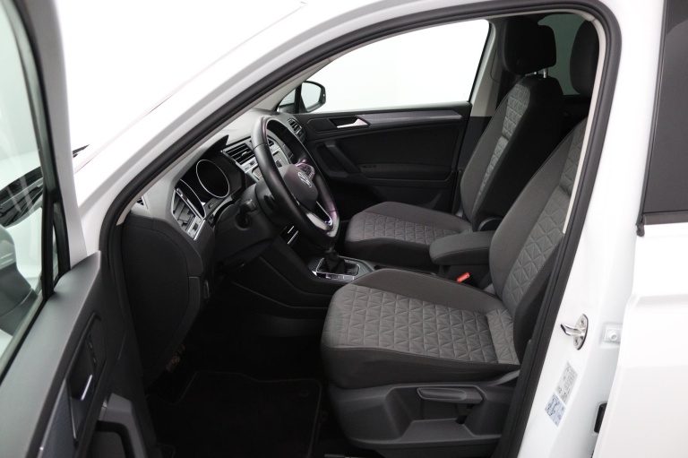 Volkswagen Tiguan - 1.5 TSI Life Business 15