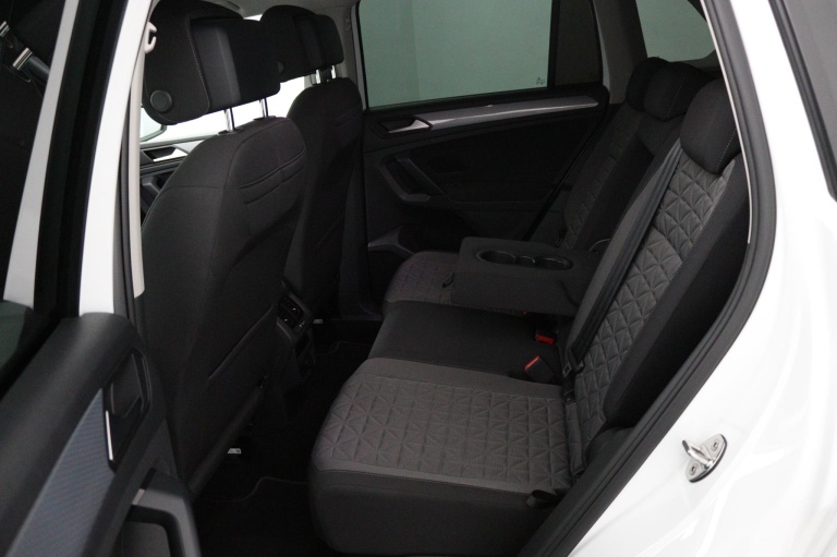 Volkswagen Tiguan - 1.5 TSI Life Business 16
