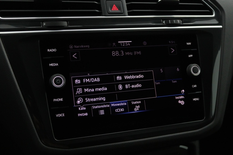 Volkswagen Tiguan - 1.5 TSI Life Business 28