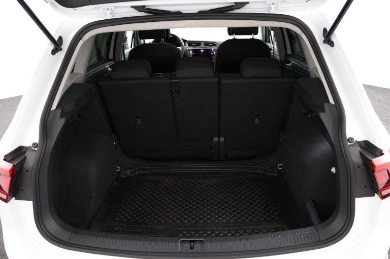 Volkswagen Tiguan - 1.5 TSI Life Business 33