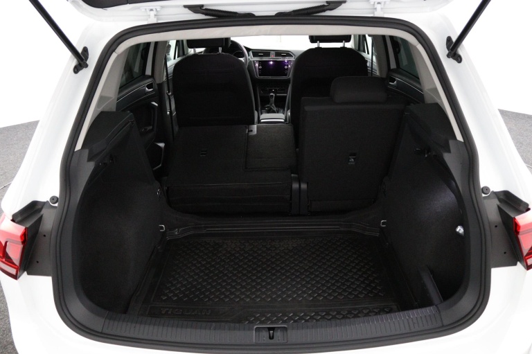 Volkswagen Tiguan - 1.5 TSI Life Business 34