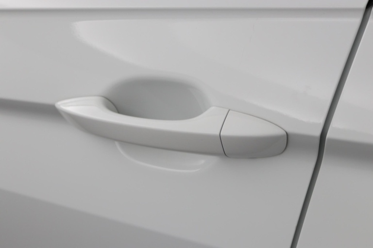 Volkswagen Tiguan - 1.5 TSI Life Business 41