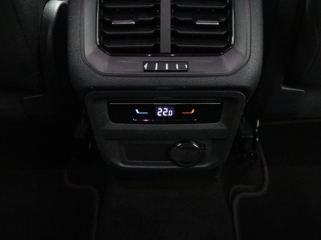 Volkswagen Tiguan - 1.5 TSI Life Business