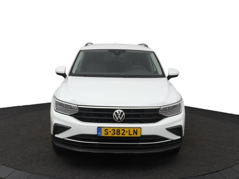 Volkswagen Tiguan - 1.5 TSI Life Business 7