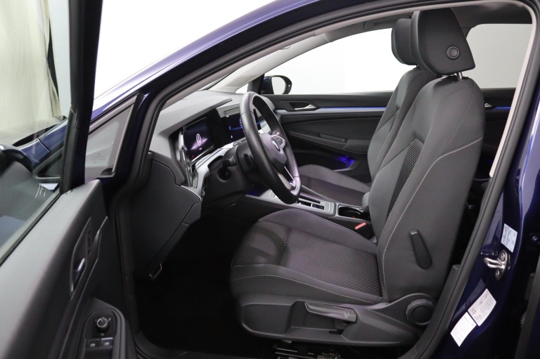 Volkswagen Golf - 1.5 eTSI Style 16