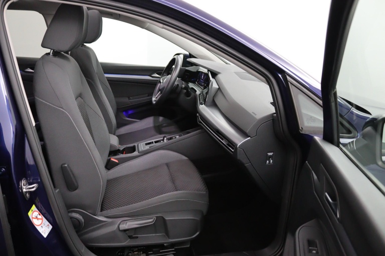 Volkswagen Golf - 1.5 eTSI Style 21