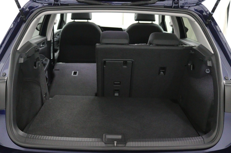 Volkswagen Golf - 1.5 eTSI Style 24