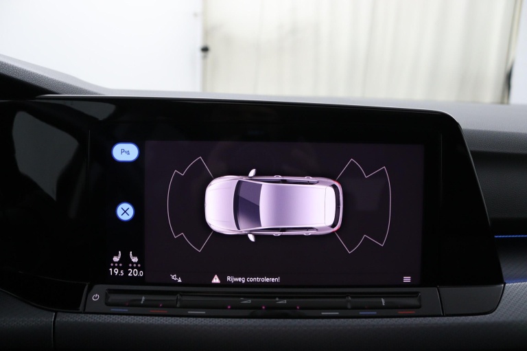 Volkswagen Golf - 1.5 eTSI Style 8