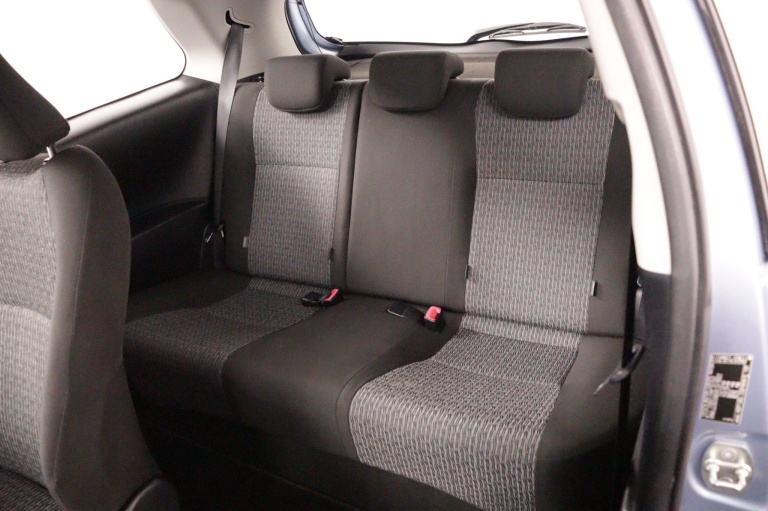 Toyota Yaris - 1.3 VVT-i Aspiration 17