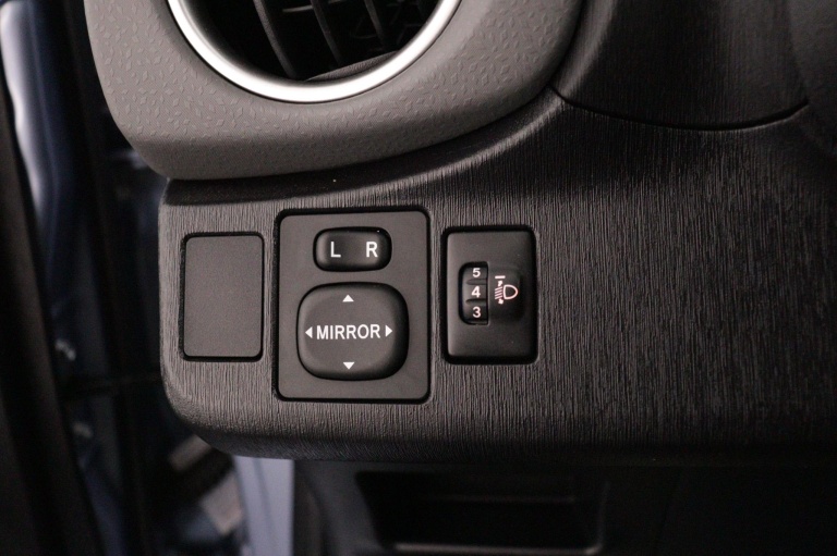 Toyota Yaris - 1.3 VVT-i Aspiration 28