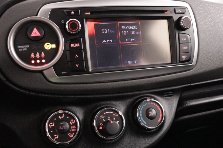 Toyota Yaris - 1.3 VVT-i Aspiration 42