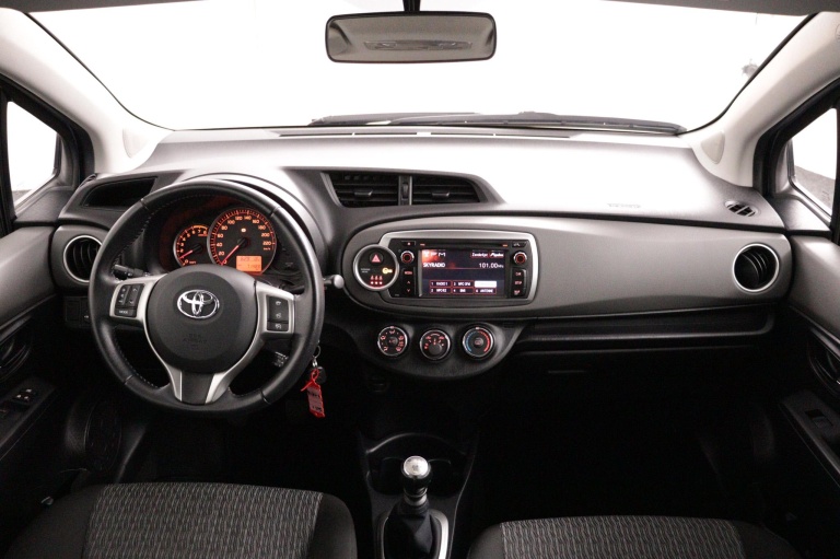Toyota Yaris - 1.3 VVT-i Aspiration 47