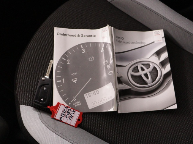 Toyota Aygo - 1.0 VVT-i x-play