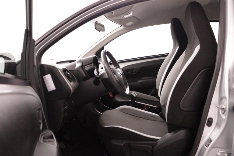 Toyota Aygo - 1.0 VVT-i x-play 17
