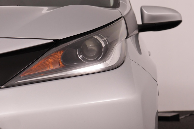 Toyota Aygo - 1.0 VVT-i x-play 35