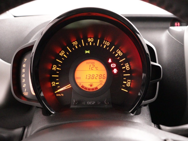 Toyota Aygo - 1.0 VVT-i x-play