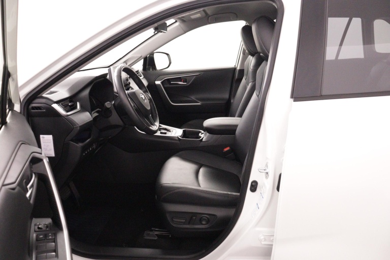 Toyota RAV4 - 2.5 Hybrid AWD Executive 17