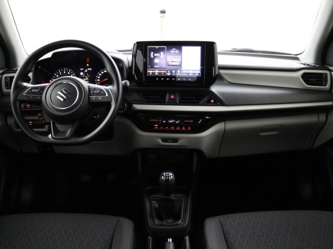 Suzuki Swift - 1.2 Comfort Smart Hybrid