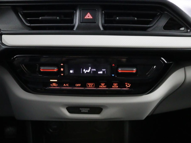 Suzuki Swift - 1.2 Comfort Smart Hybrid