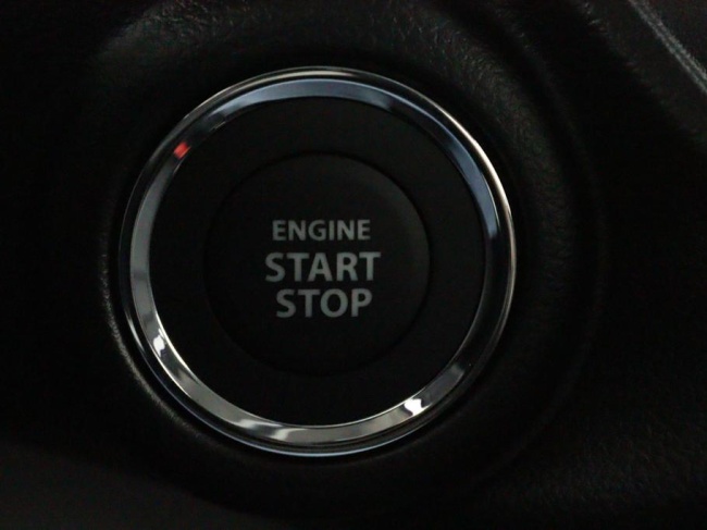 Suzuki Swift - 1.2 Comfort Smart Hybrid