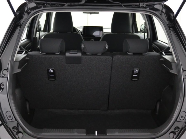 Suzuki Swift - 1.2 Comfort Smart Hybrid