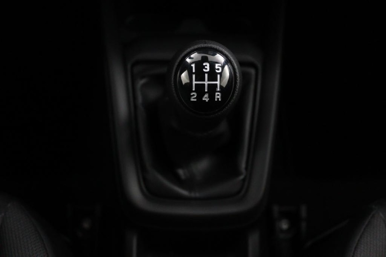 Suzuki Swift - 1.2 Comfort Smart Hybrid 31