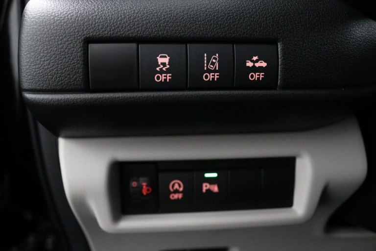 Suzuki Swift - 1.2 Comfort Smart Hybrid 33