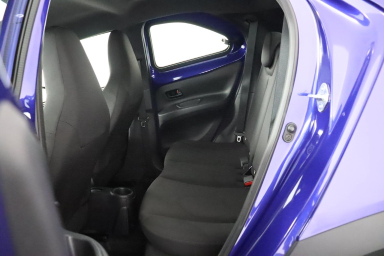 Toyota Aygo X - 1.0 VVT-i MT Play 18