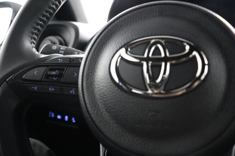 Toyota Aygo X - 1.0 VVT-i MT Play 19